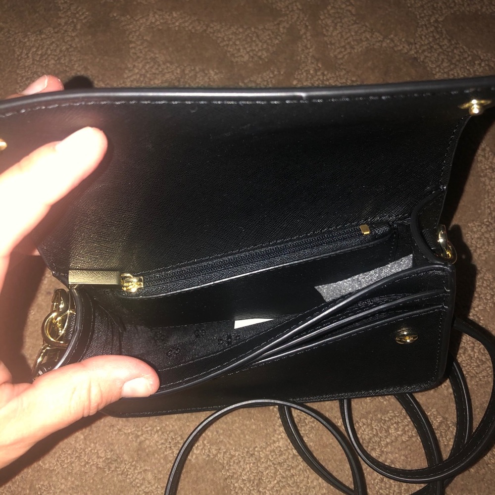 Crossbody - Picture 4 of 4